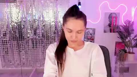 Snapshot of chloe_sunny chatting on 3, 7, 2026 Chloe online show from 3, 7, 2026