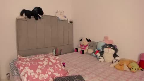 Snapshot of chloe_watson_ chatting on 2, 7, 2026 online show from 2, 7, 2026