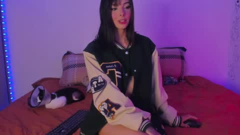 Snapshot of chloeaddamss chatting on 6, 6, 2026 3 online show from 6, 6, 2026