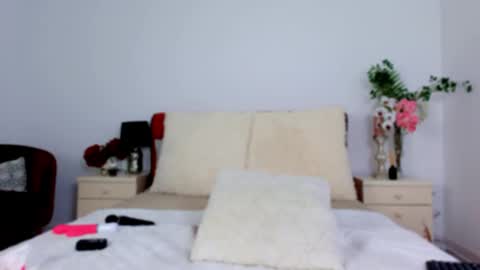 Chloe online show from 15, 9, 2025