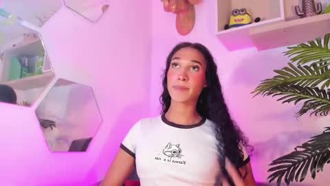 Chloe  online show from 8, 3, 2025