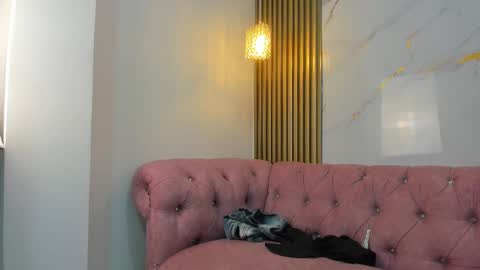 chloee_pervert online show from 14, 2, 2025