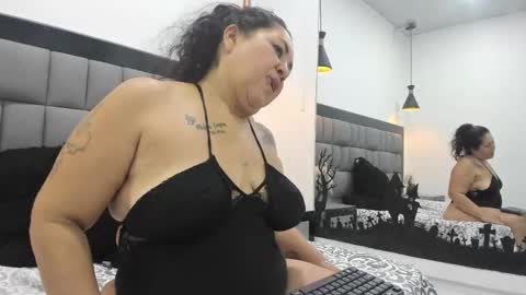 chloee_pervert online show from 18, 2, 2025