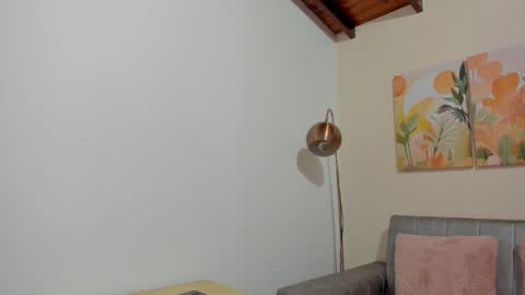 Chloee online show from 12, 9, 2025