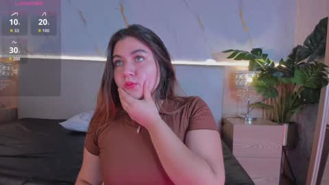 Chloee online show from 24, 11, 2025