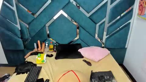 Snapshot of chloerose__ chatting on 7, 6, 2026 chloerose__ online show from 7, 6, 2026