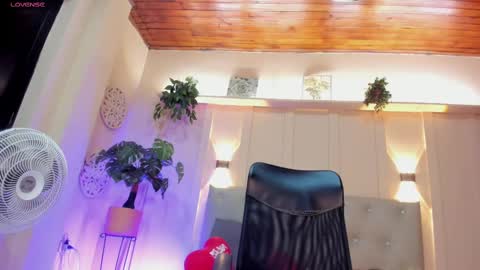 Chloe rosse online show from 14, 2, 2025