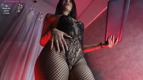 .. Chloe .. online show from 14, 3, 2026