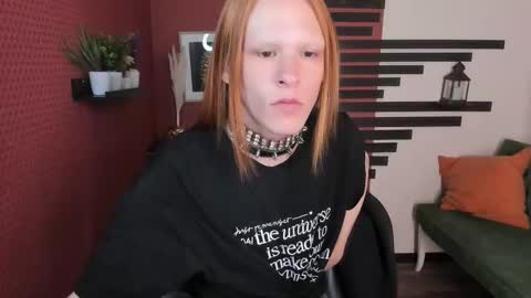 Snapshot of chloevalentinee chatting on 3, 10, 2025 Chloe online show from 3, 10, 2025