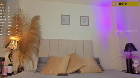 Chloe Campbell online show from 26, 1, 2025