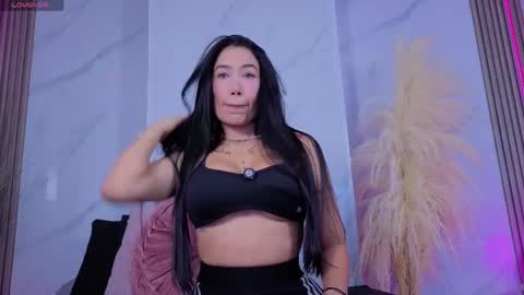 Chlooe online show from 6, 4, 2026