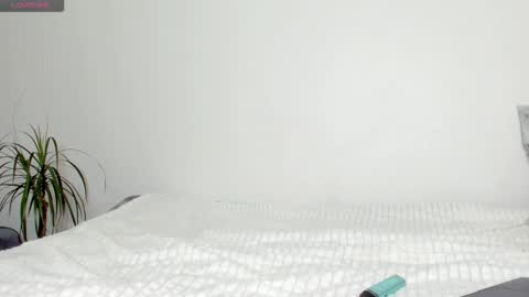 Snapshot of choco_bella chatting on 9, 10, 2025 Bella online show from 9, 10, 2025