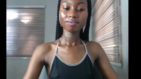 choco_petitqueen online show from 22, 11, 2025