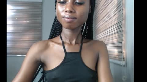 choco_petitqueen online show from 25, 11, 2025