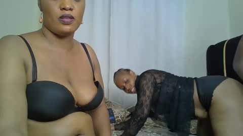 Snapshot of choco_violet chatting on 11, 2, 2025 VIOLET online show from 11, 2, 2025