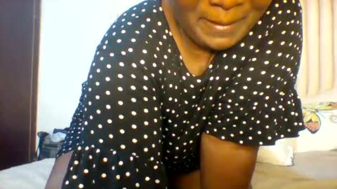 Snapshot of chocobabe002 chatting on 23, 6, 2026 chocobabe002 online show from 23, 6, 2026