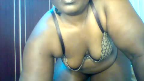 Snapshot of chocobabe002 chatting on 25, 6, 2026 chocobabe002 online show from 25, 6, 2026