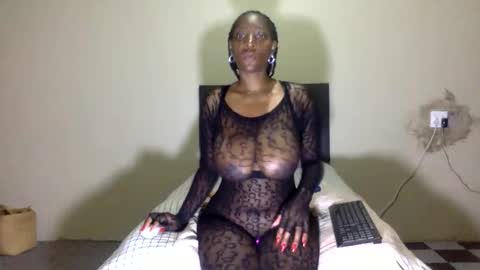 Snapshot of chocolate808 chatting on 6, 10, 2025 Exotic Chocolate online show from 6, 10, 2025