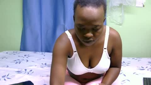 Snapshot of chocolateebonyxo chatting on 28, 7, 2026 Chocolate Ebony online show from 28, 7, 2026