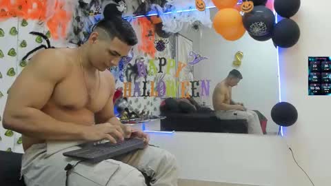 Chorey Thaylor online show from 11, 10, 2025