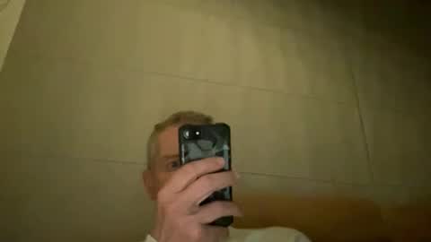 choupipat1 online show from 13, 10, 2025