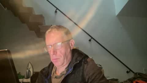 choupipat1 online show from 14, 10, 2025