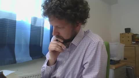 Snapshot of chr35is09 chatting on 4, 3, 2025 chr35is09 online show from 4, 3, 2025