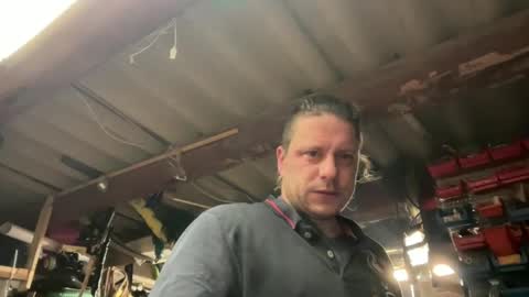 Chris online show from 8, 12, 2024