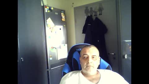 Chris online show from 25, 5, 2026