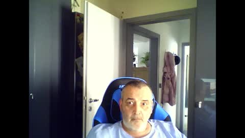 Chris online show from 4, 7, 2026