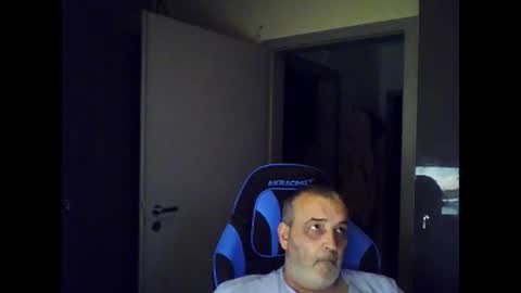 Chris online show from 4, 7, 2026