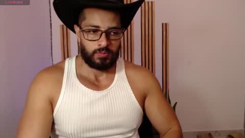 Snapshot of chris_magnum_ chatting on 9, 6, 2026 cris Twitter magnum101010 insta magnumc20 online show from 9, 6, 2026