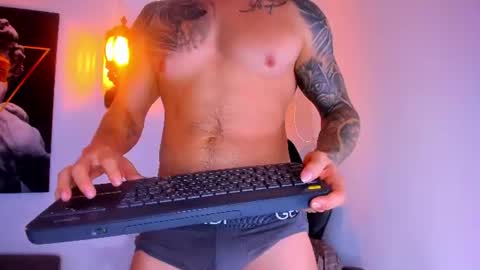 Snapshot of chris_milleer chatting on 5, 7, 2026 chris_milleer online show from 5, 7, 2026