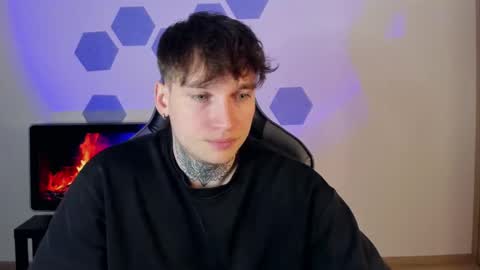 Chris Tyson online show from 6, 3, 2025