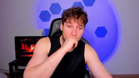 Chris Tyson online show from 9, 4, 2026