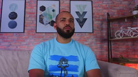 Snapshot of chris_varden chatting on 28, 5, 2026 Chris Varden online show from 28, 5, 2026