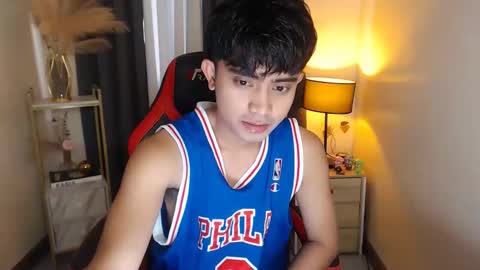 Snapshot of chris_walker22 chatting on 19, 10, 2025 Shawty Chris online show from 19, 10, 2025
