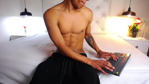 Snapshot of chris_weell chatting on 1, 12, 2024 Chris Weell online show from 1, 12, 2024