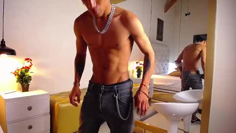 Snapshot of chris_weell chatting on 7, 12, 2024 Chris Weell online show from 7, 12, 2024