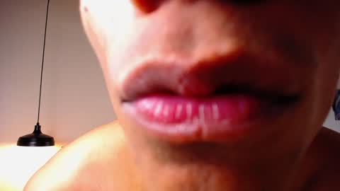 Snapshot of chris_weell chatting on 18, 12, 2024 Chris Weell online show from 18, 12, 2024