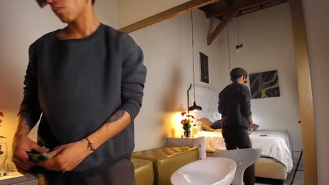 Snapshot of chris_weell chatting on 22, 12, 2024 Chris Weell online show from 22, 12, 2024