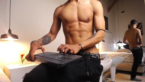 Snapshot of chris_weell chatting on 10, 1, 2025 Chris Weell online show from 10, 1, 2025