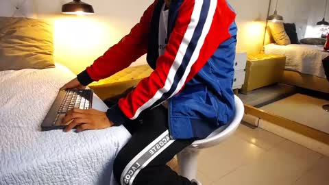 Snapshot of chris_weell chatting on 15, 2, 2025 Chris Weell online show from 15, 2, 2025