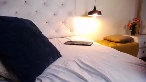 Snapshot of chris_weell chatting on 16, 2, 2025 Chris Weell online show from 16, 2, 2025