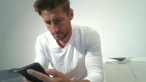Snapshot of chrisaron chatting on 3, 10, 2025 chrisaron online show from 3, 10, 2025