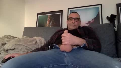 Snapshot of chrispanam13 chatting on 25, 11, 2025 chrispanam13 online show from 25, 11, 2025