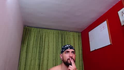 Snapshot of chriss_james chatting on 31, 1, 2025 chriss_james online show from 31, 1, 2025