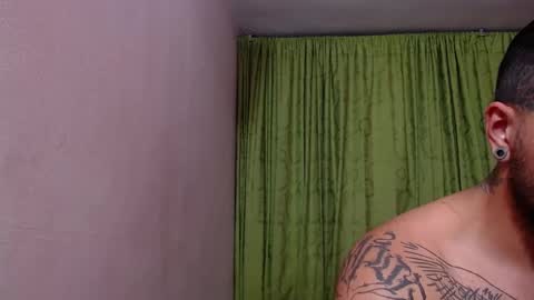 Snapshot of chriss_james chatting on 6, 2, 2025 chriss_james online show from 6, 2, 2025