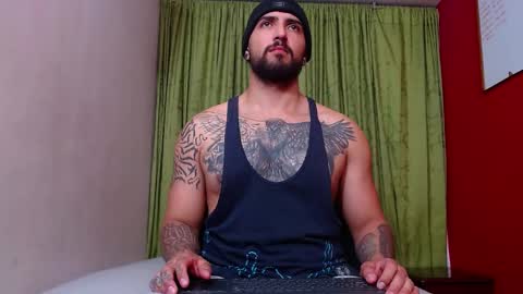 Snapshot of chriss_james chatting on 8, 2, 2025 chriss_james online show from 8, 2, 2025