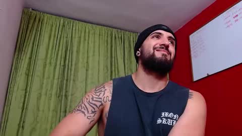 Snapshot of chriss_james chatting on 2, 3, 2025 chriss_james online show from 2, 3, 2025